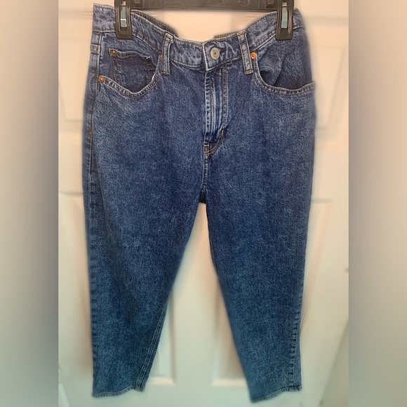 Gap Teen | Mom Jeans - Picture 2 of 4